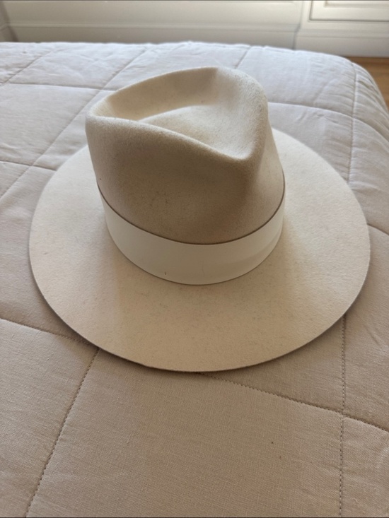 Janessa Leone Layne hat - Ivory Felt Fedora with Black Trim